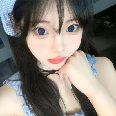 劳拉·马尔斯的眼睛